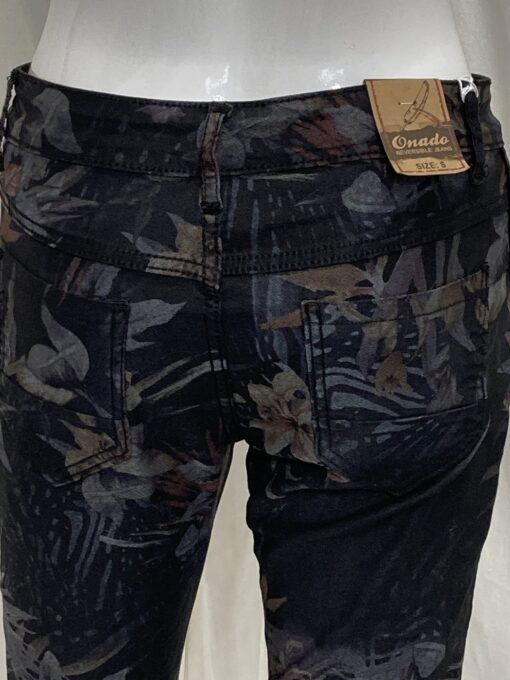 Rev Flower Jean Black Back Close-1