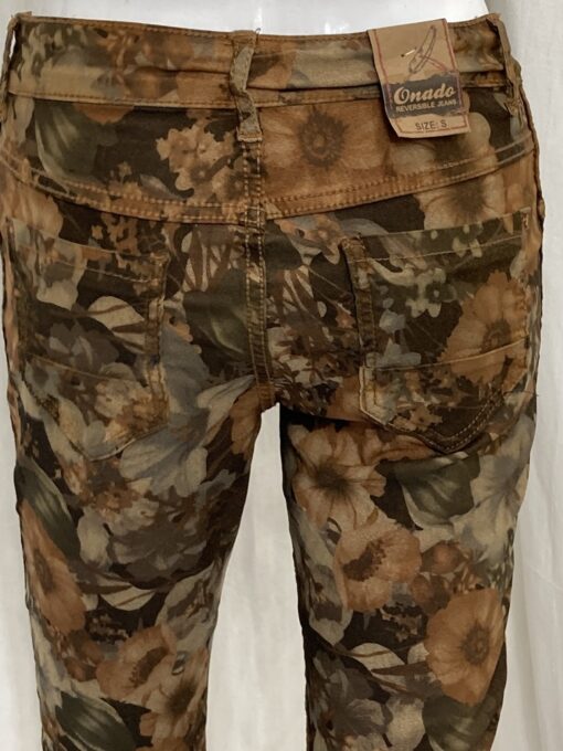 Rev Flower Jean Black Back Close Tan 1