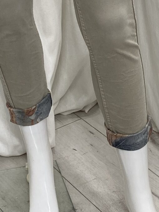 Rev Flower Jean Close Beige 1