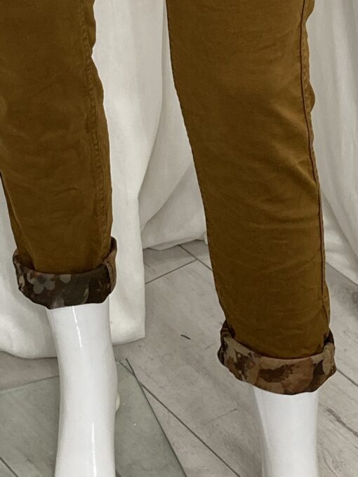 Rev Flower Jean Close Tan