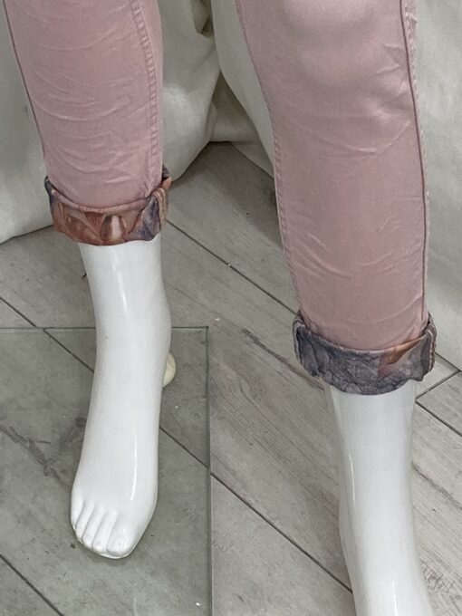 Rev Flower Jean Plain Pink Turnup Close
