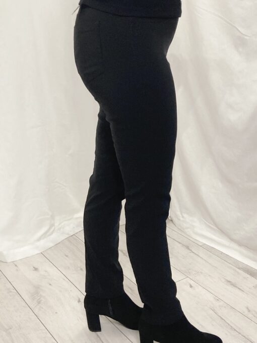 Robell Bella Regular Leg 31" Slim Fit And A Straight Leg In Black Size 18 (44)