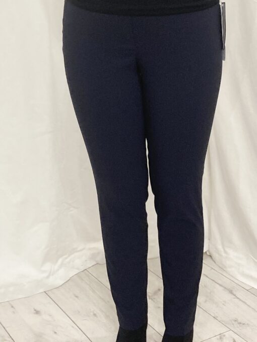 Robell Bella Regular Leg 31" Slim Fit And A Straight Leg In Navy Size 20 (46) - Image 2