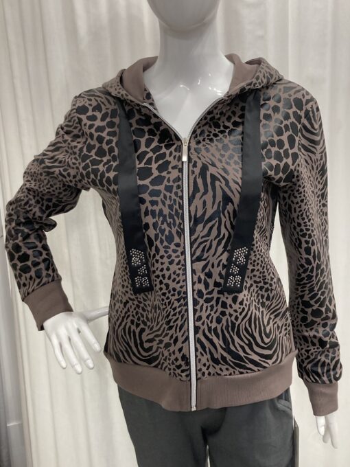I'cona By Robell Diamante And Animal Print Semi Fitted Iconic Logo Top With Long Sleeves And A Crew Neckline In White Size 8 - Image 4