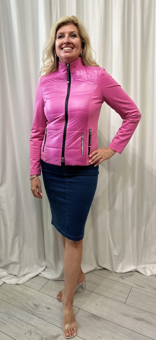 I'Cona By Robell Short Jacket With Two Zip Pockets In A Bright Pink With A Padded Front And Back Size 16 - Image 4