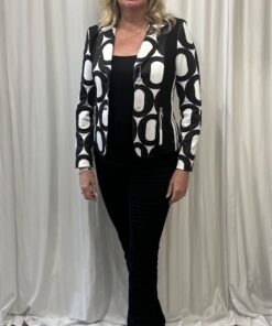 I'Cona By Robell Short Jacket With Two Zip Pockets In A Black And White Pattern Design Size 10