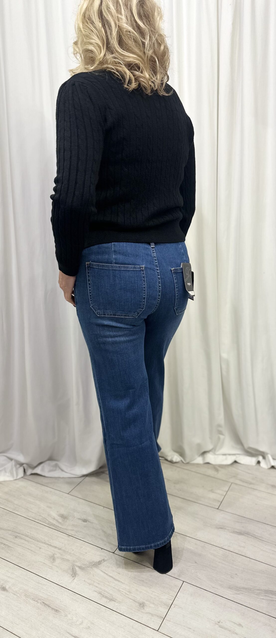 Toxic 3 Denim Jeans in a Wide Leg - Image 2